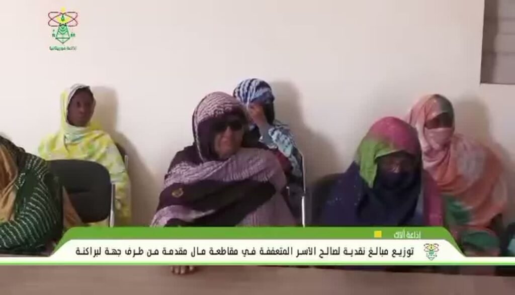 توزيع مساعدات نقدية على 250 أسرة متعففة بمقاطعة مال