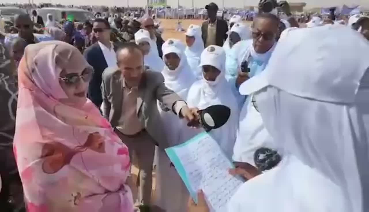 نساء مبادرة جهة لبراكنه يرحبن بالسيدة الأولى